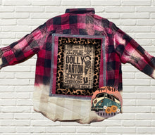 Load image into Gallery viewer, Dolly Live in Concert Flannel
