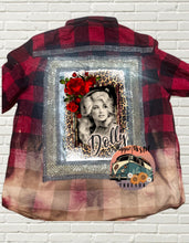 Load image into Gallery viewer, Dolly flannel
